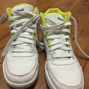 Reebok Kids Sneakers in White and Neon Yellow
